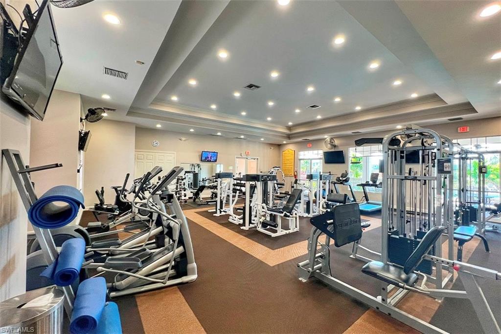 SUMMIT PLACE - Residential