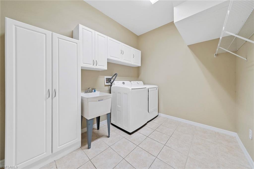 SUMMIT PLACE - Residential