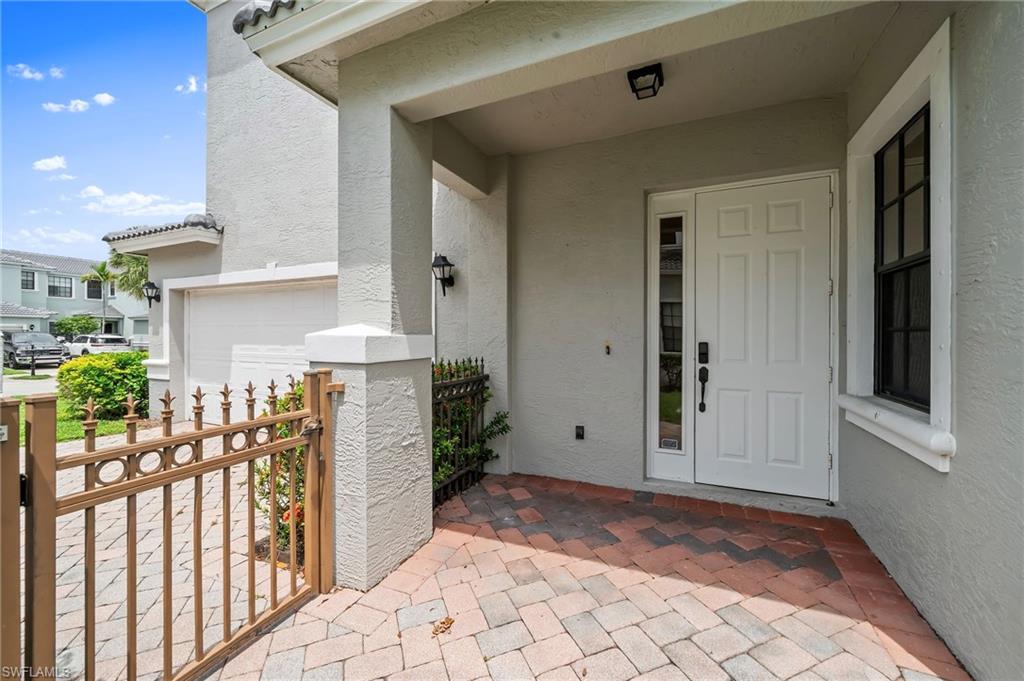 SUMMIT PLACE - Residential