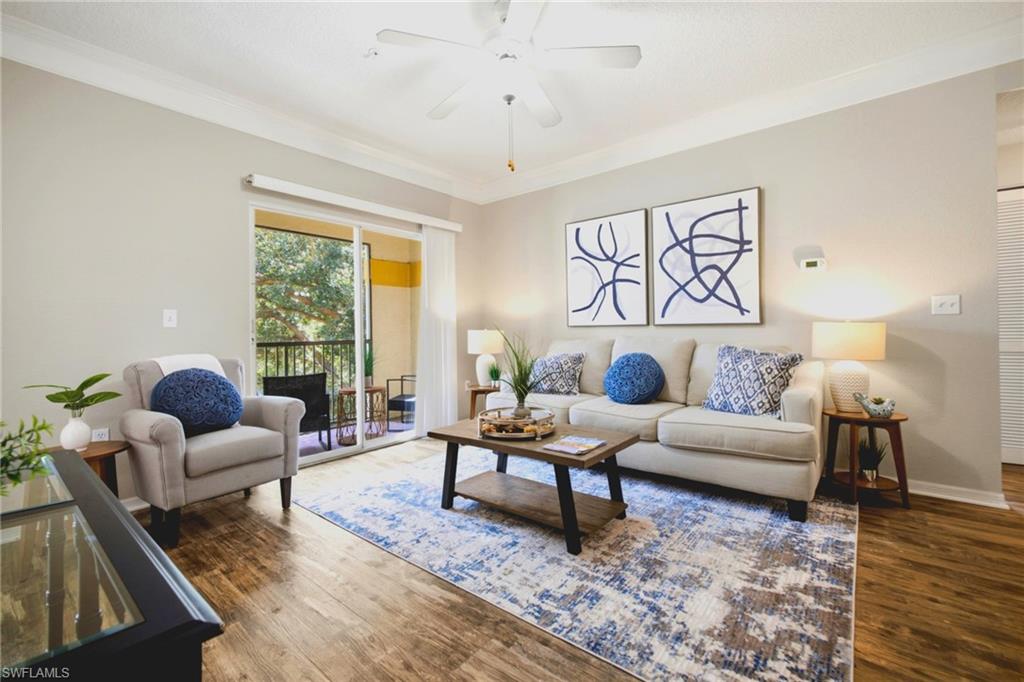 ROYAL GREENS - Residential