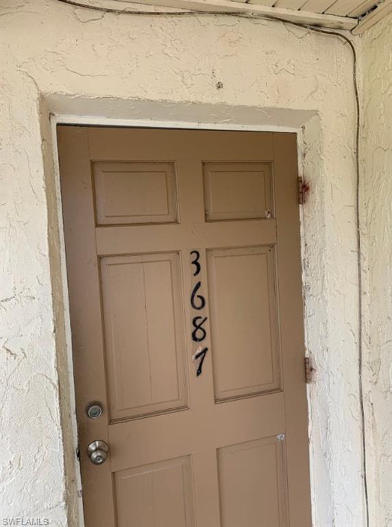 NAPLES VILLAS - Residential Lease