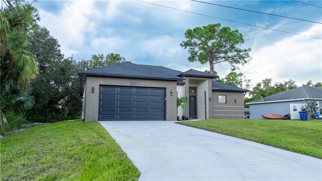 LEHIGH ACRES - Residential