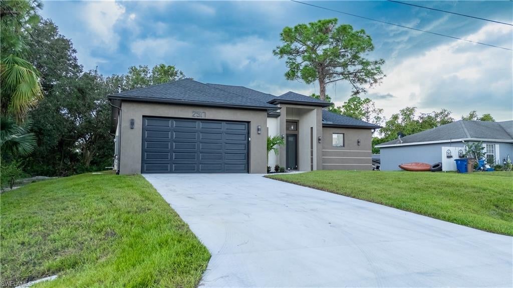LEHIGH ACRES - Residential