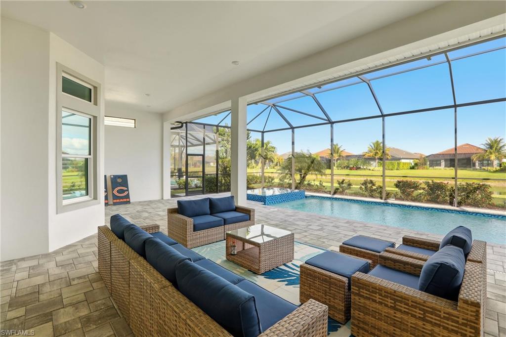 ESPLANADE LAKE CLUB - Residential