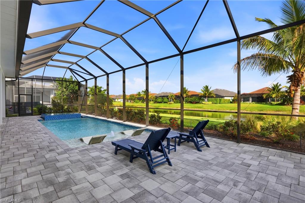 ESPLANADE LAKE CLUB - Residential