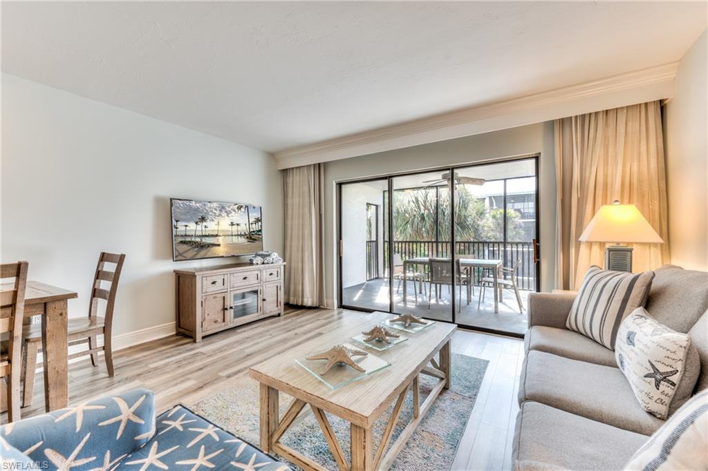 TENNIS VILLAS - Residential