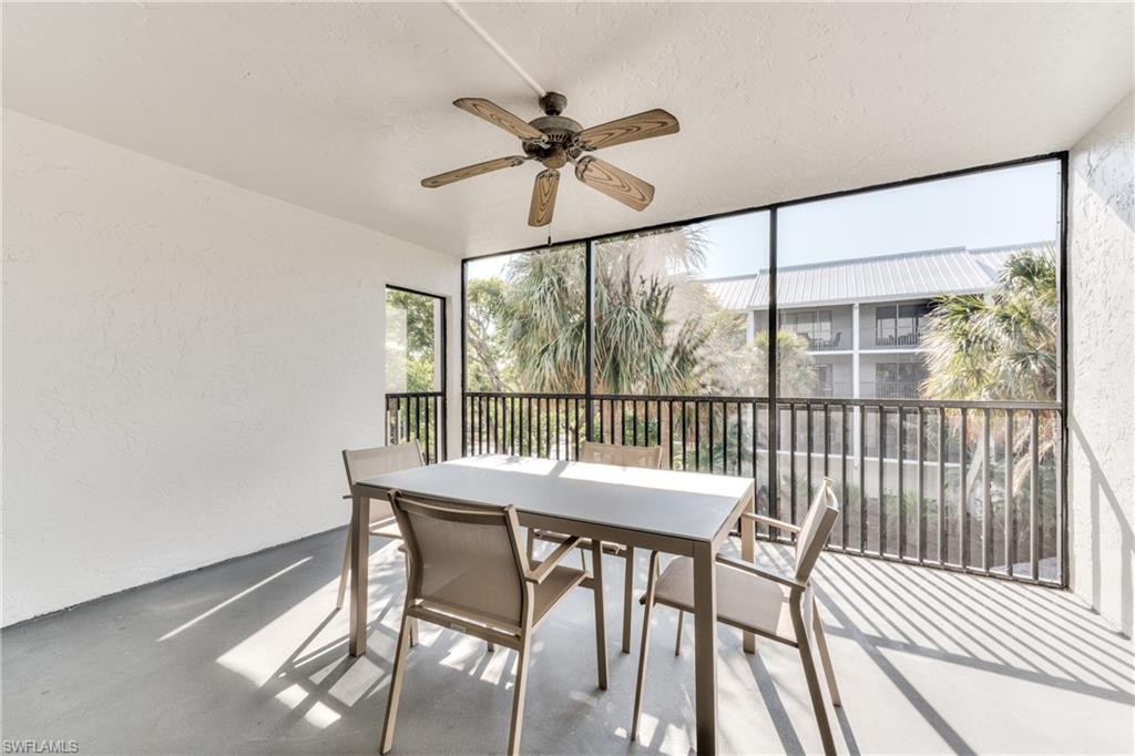 TENNIS VILLAS - Residential