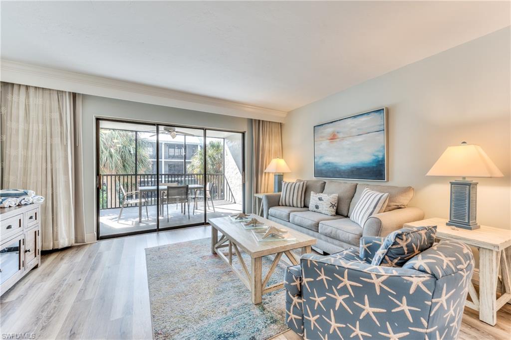 TENNIS VILLAS - Residential
