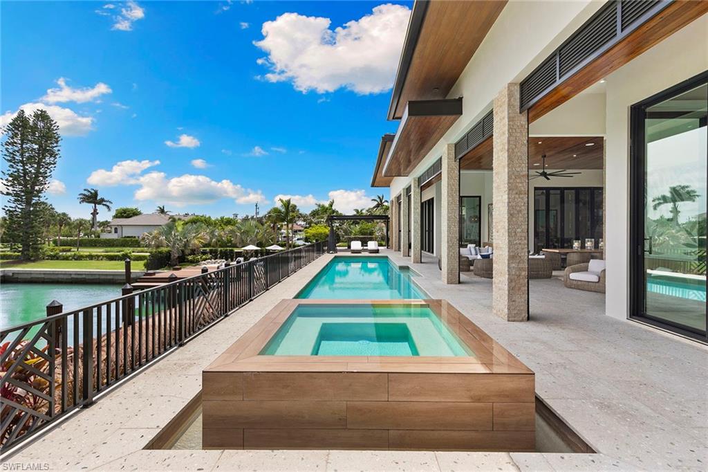 ESTATES - Residential