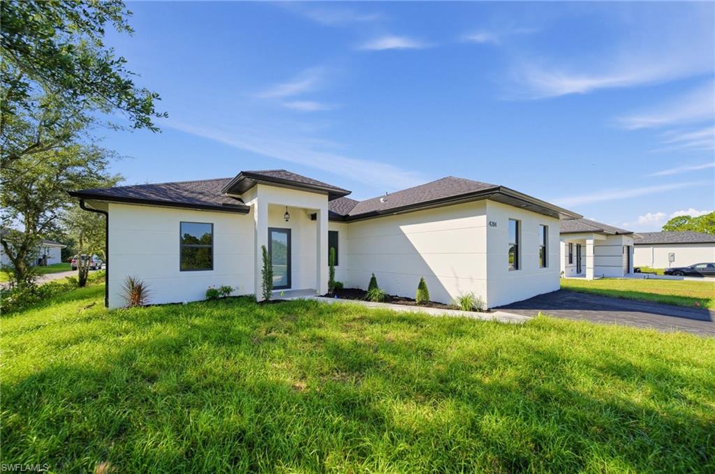 GOLDEN GATE ESTATES - Residential