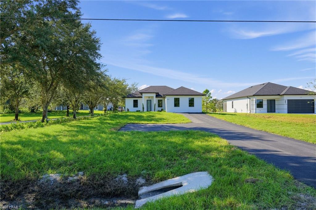 GOLDEN GATE ESTATES - Residential