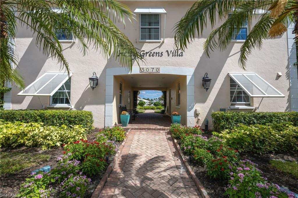 HOLLY GREENS VILLA - Residential