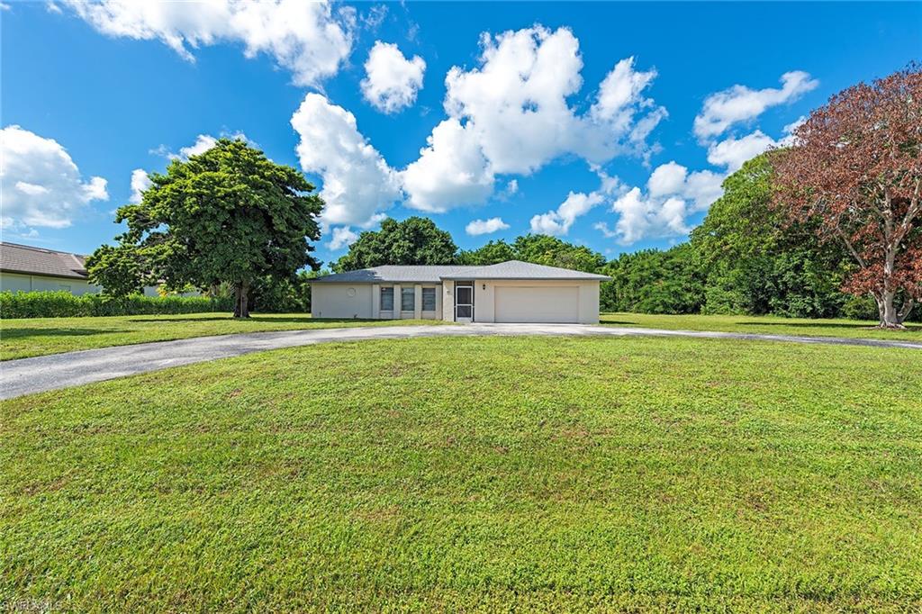 Beautiful 1.11 acre homesite offering the perfect setting to build your dream home.  Enjoy privacy and space while remaining in town, conveniently located near Waterside Shops and Mercato.  Central water is available adding to the appeal of this exceptional building opportunity!  Approximately 2 miles to the beach.