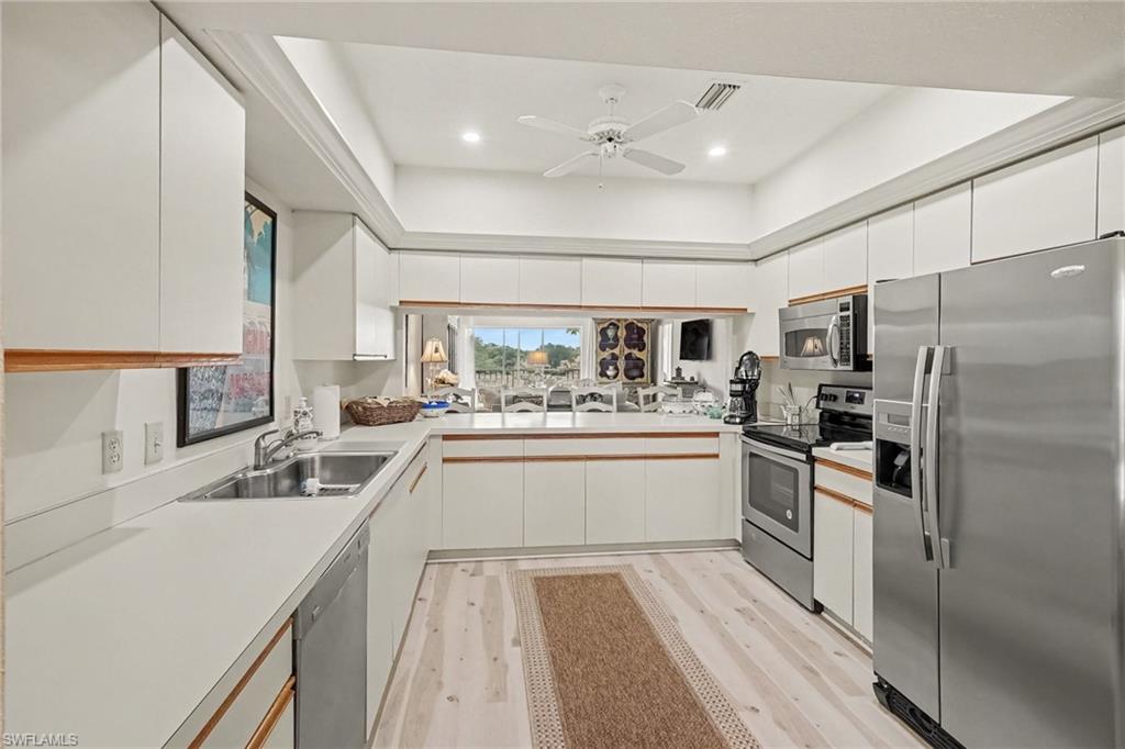 CHARDONNAY - Residential Lease