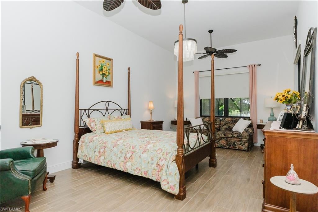 MAPLE RIDGE - Residential