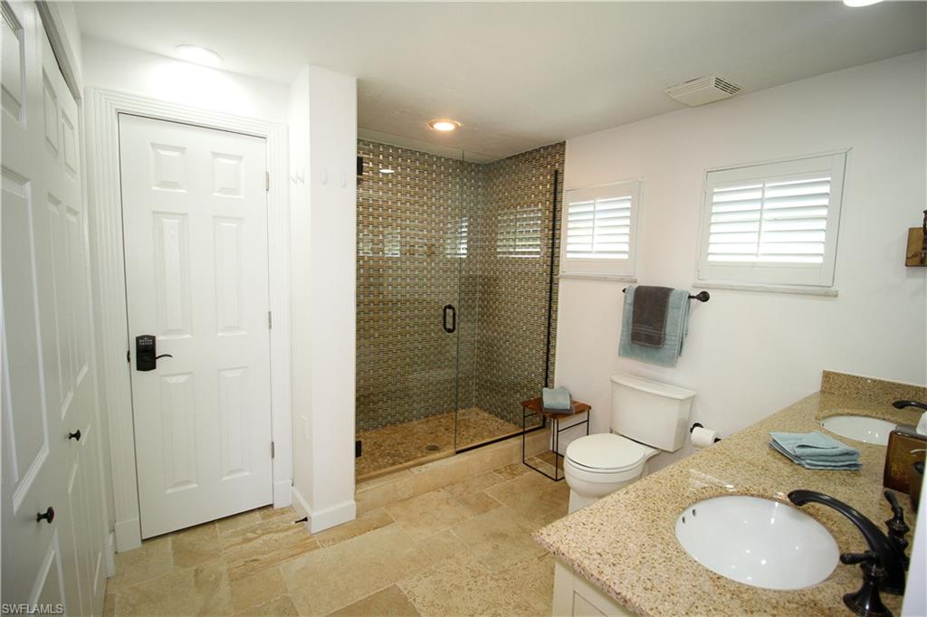 ROYAL HARBOR - Residential Lease