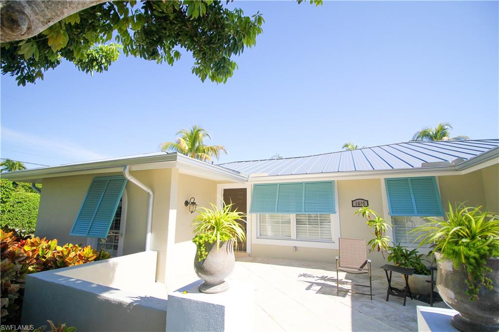 ROYAL HARBOR - Residential Lease