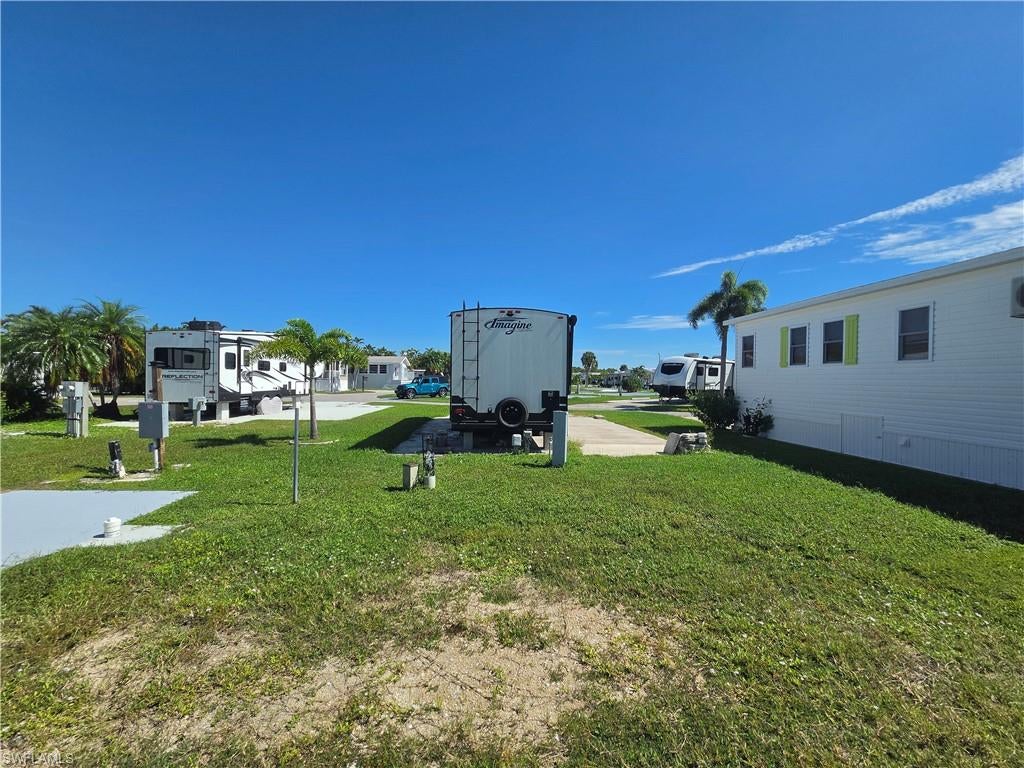 PALMETTO PALMS R V - Land