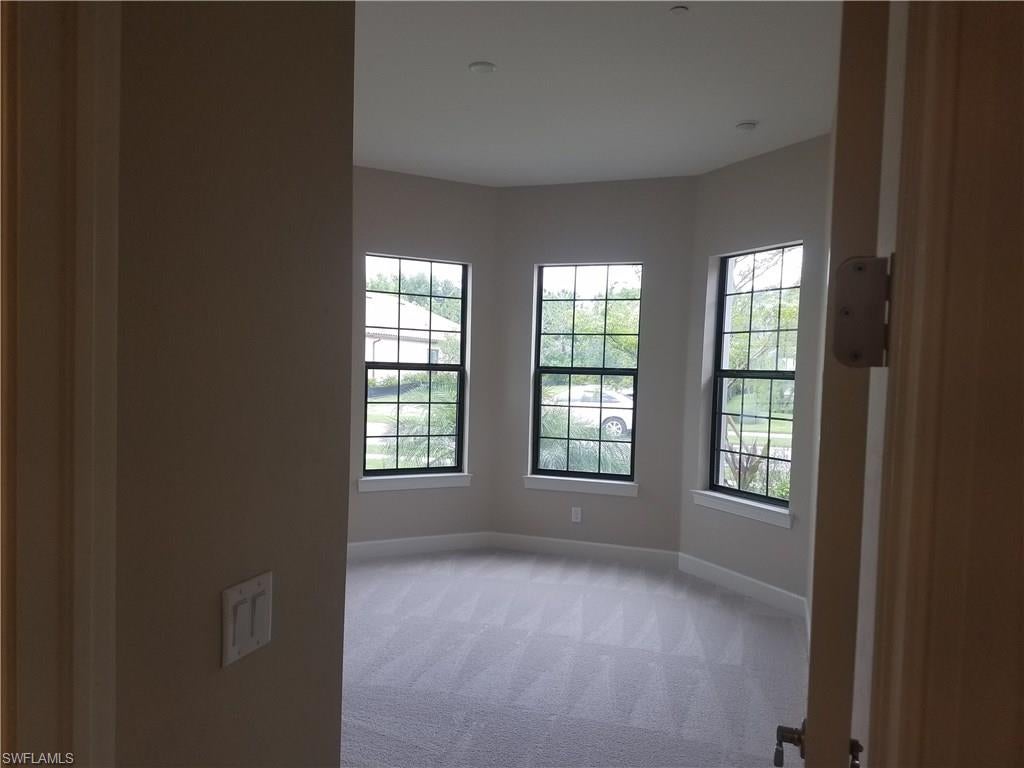 PEBBLE POINTE - Residential