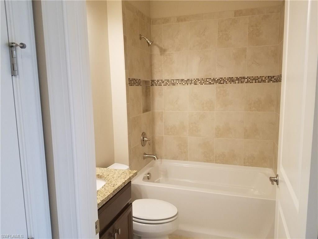 PEBBLE POINTE - Residential