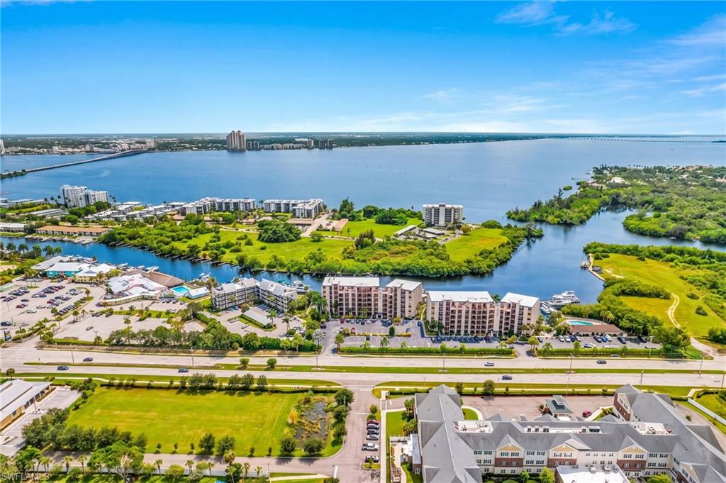 PARKWAY CONDO - Residential