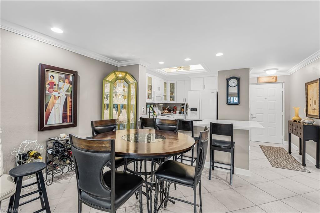 PARKWAY CONDO - Residential