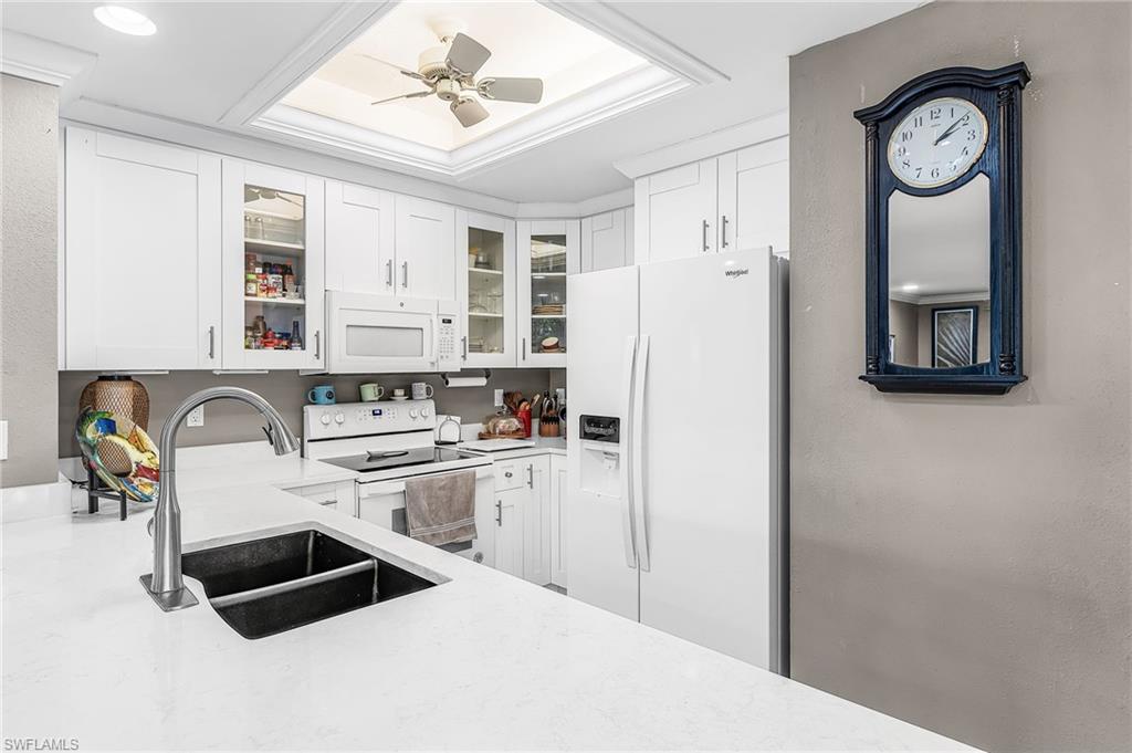 PARKWAY CONDO - Residential