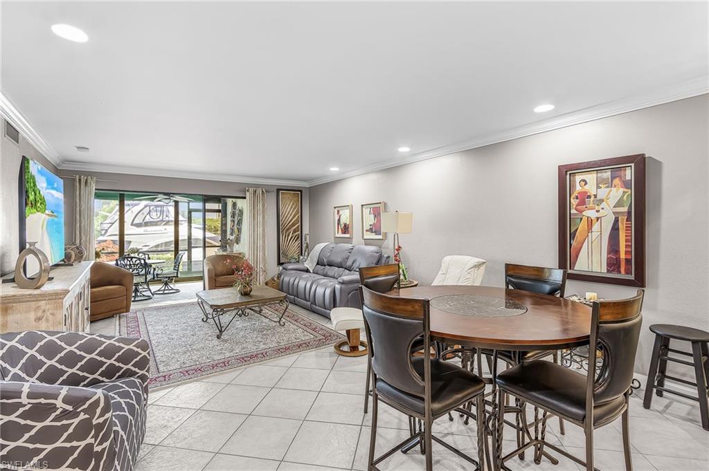 PARKWAY CONDO - Residential