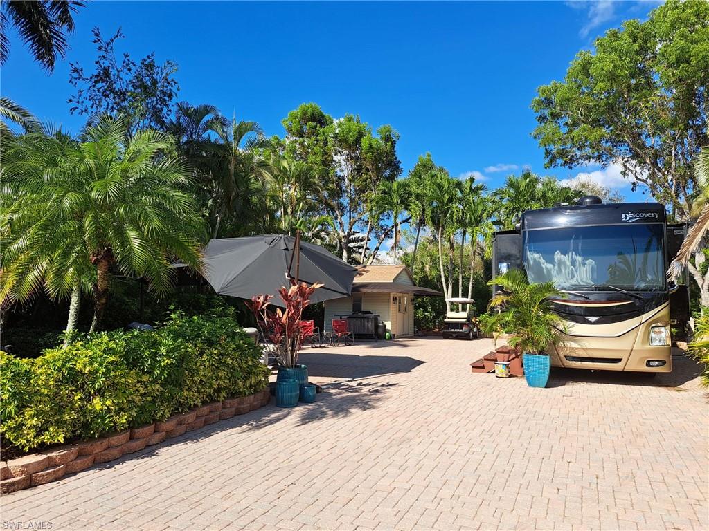 PELICAN LAKE RV RESORT - Land
