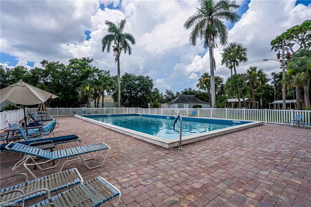 TROPIC TERRACE - Residential