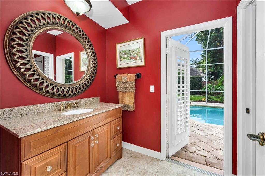 VANDERBILT LAKES - Residential