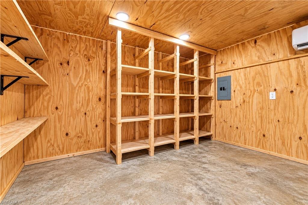 NORTH FORT MYERS - Residential