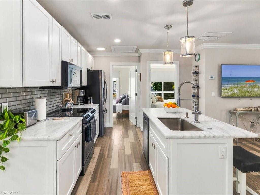 ESTERO BAY SHORES - Residential Lease