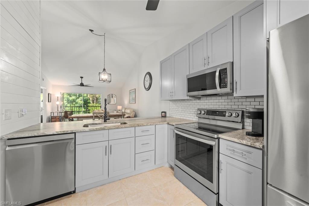 TIMBERLINE VILLAGE - Residential