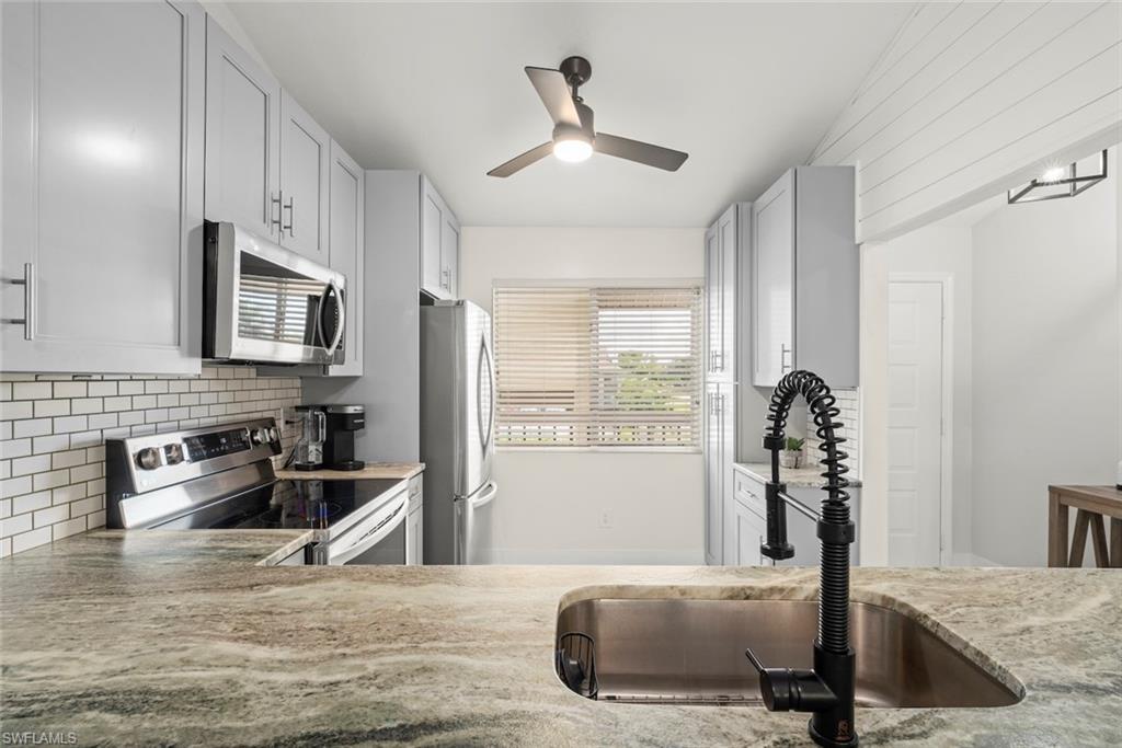 TIMBERLINE VILLAGE - Residential