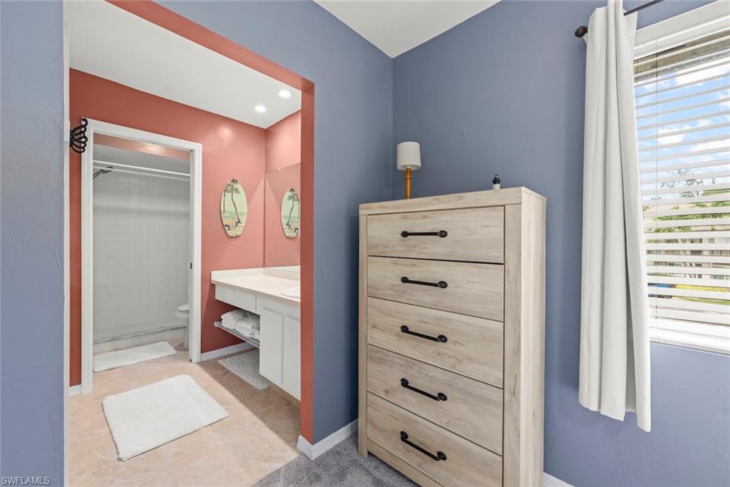 TIMBERLINE VILLAGE - Residential