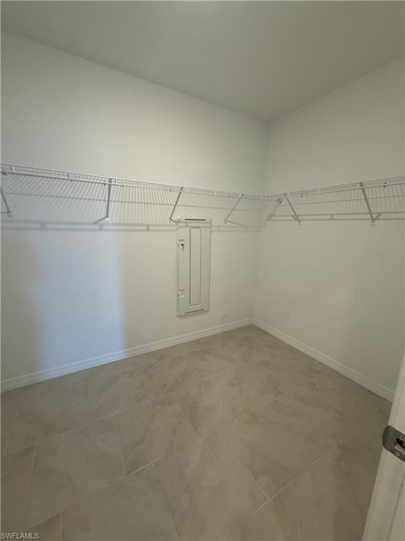 SAVANNA LAKES - Residential Lease
