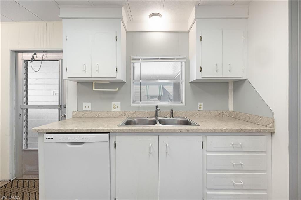 SIX LAKES COUNTRY CLUB - Residential