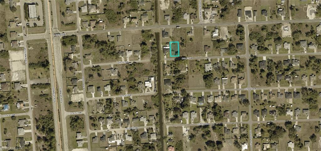 LEHIGH ACRES - Land