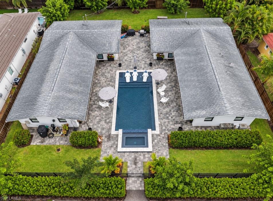 NAPLES PARK - Residential Income