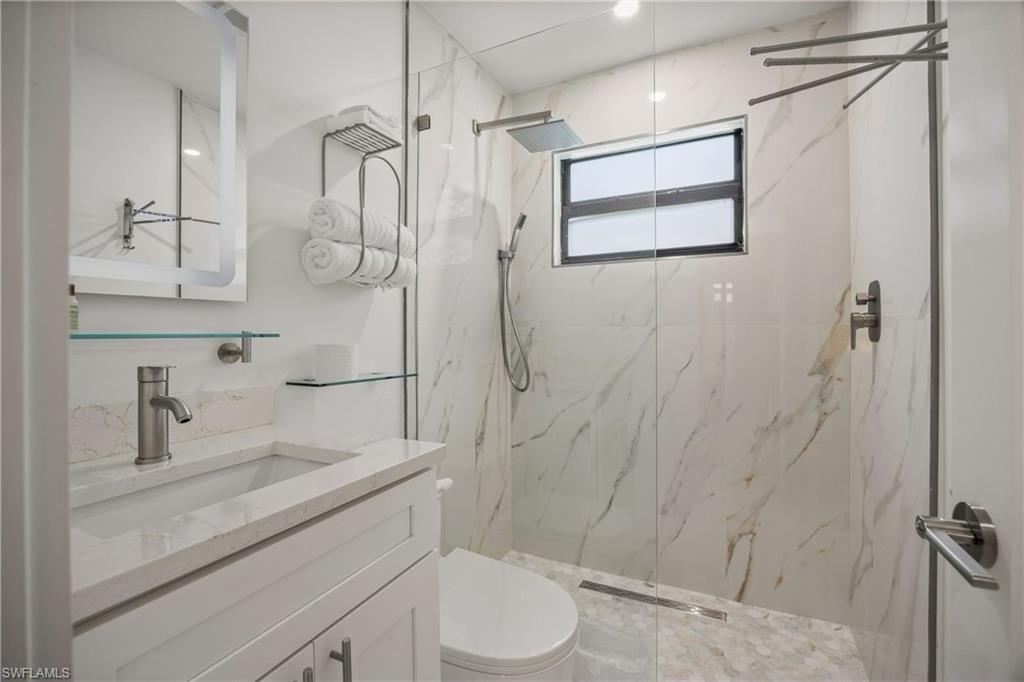 NAPLES PARK - Residential Income