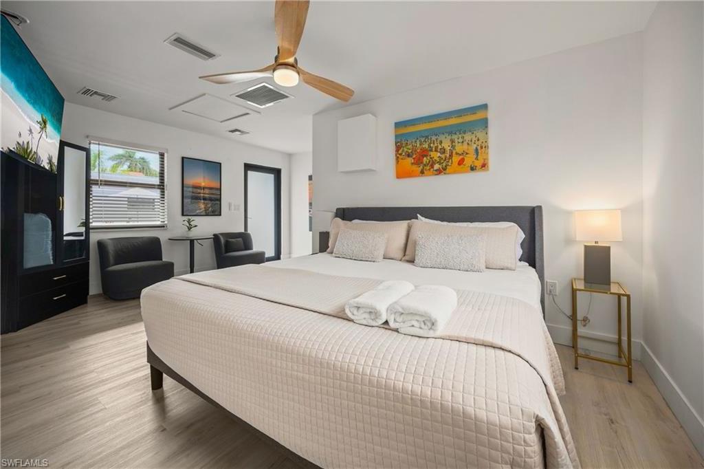 NAPLES PARK - Residential Income