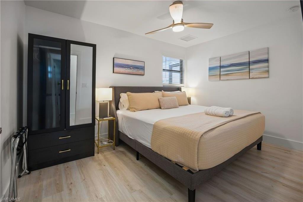 NAPLES PARK - Residential Income