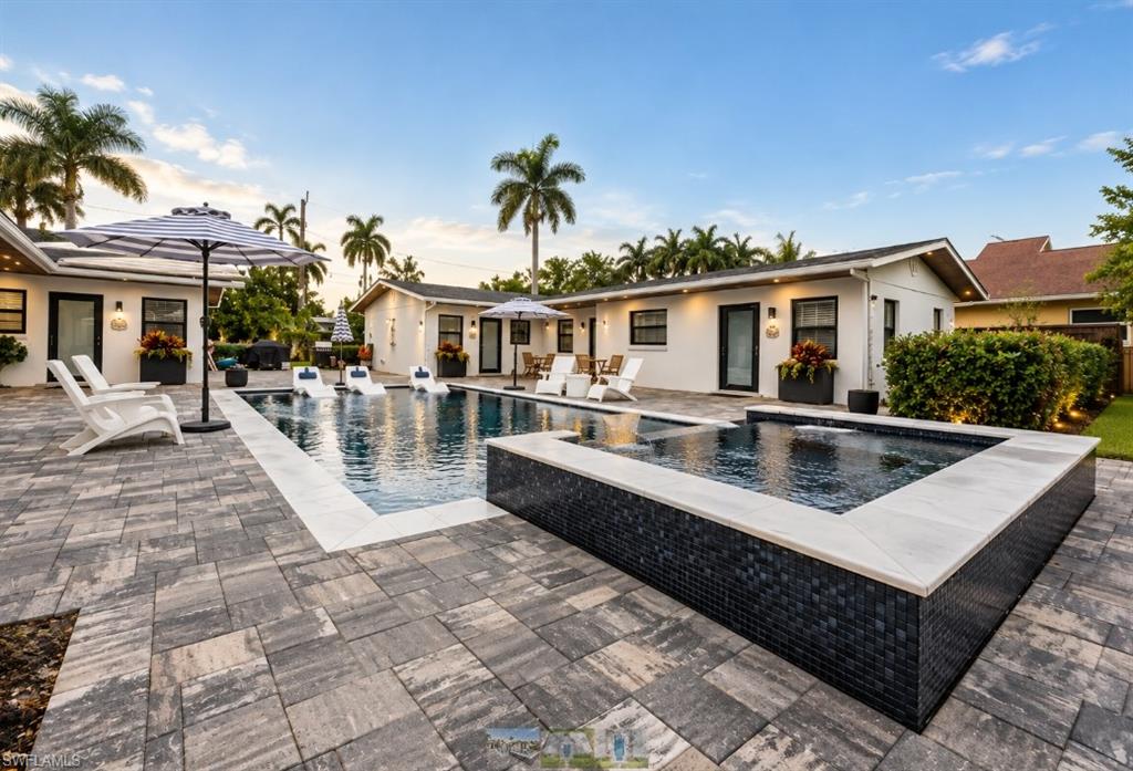 NAPLES PARK - Residential Income