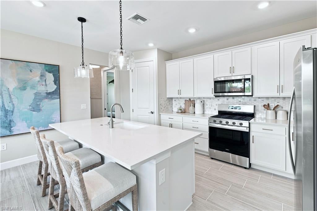 DEL WEBB OAK CREEK - Residential