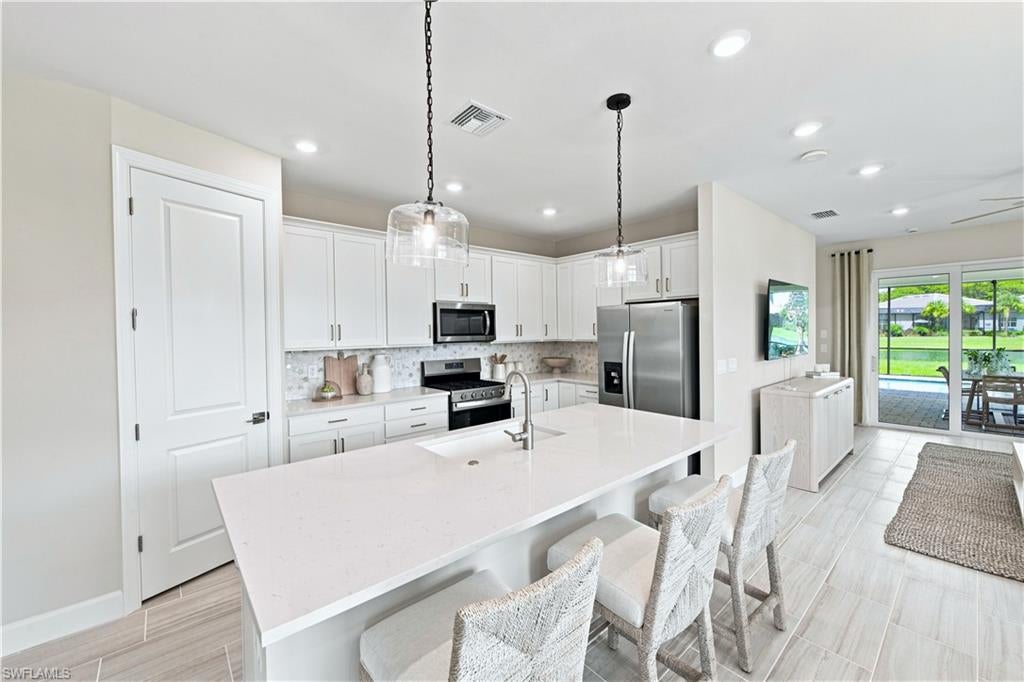 DEL WEBB OAK CREEK - Residential