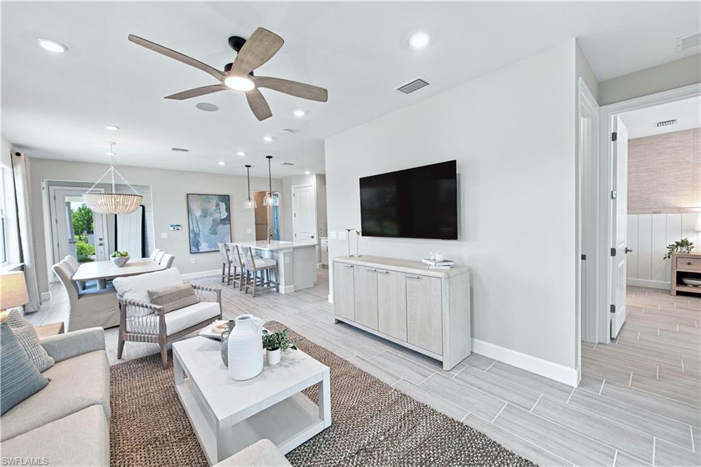 DEL WEBB OAK CREEK - Residential