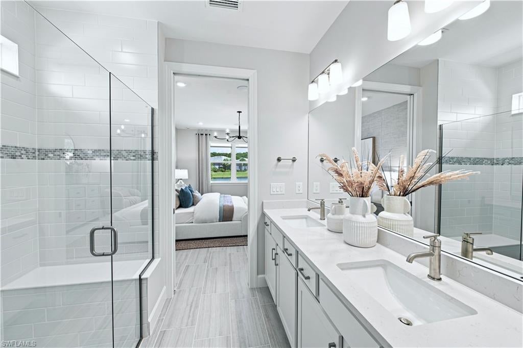 DEL WEBB OAK CREEK - Residential