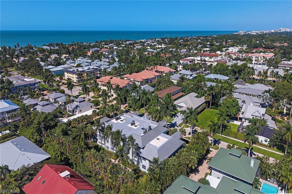 HAMILTON CLUB - Residential