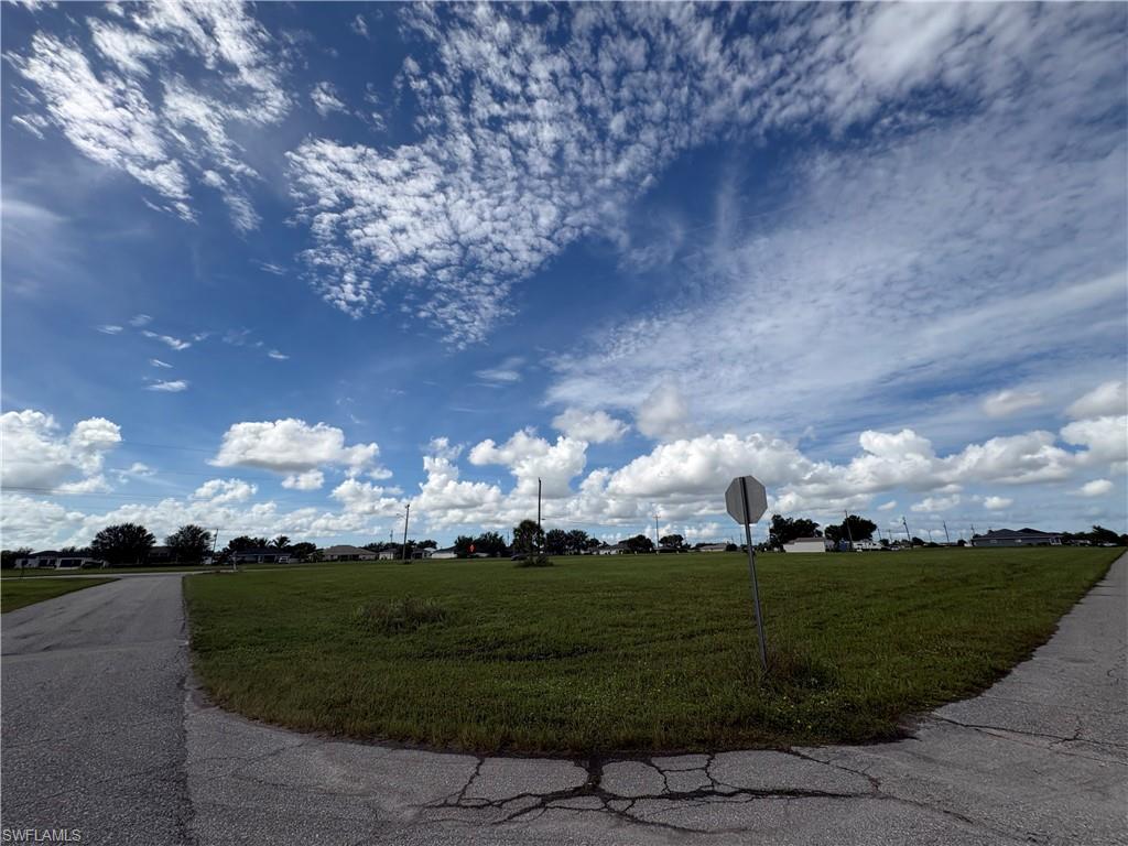 CAPE CORAL - Land